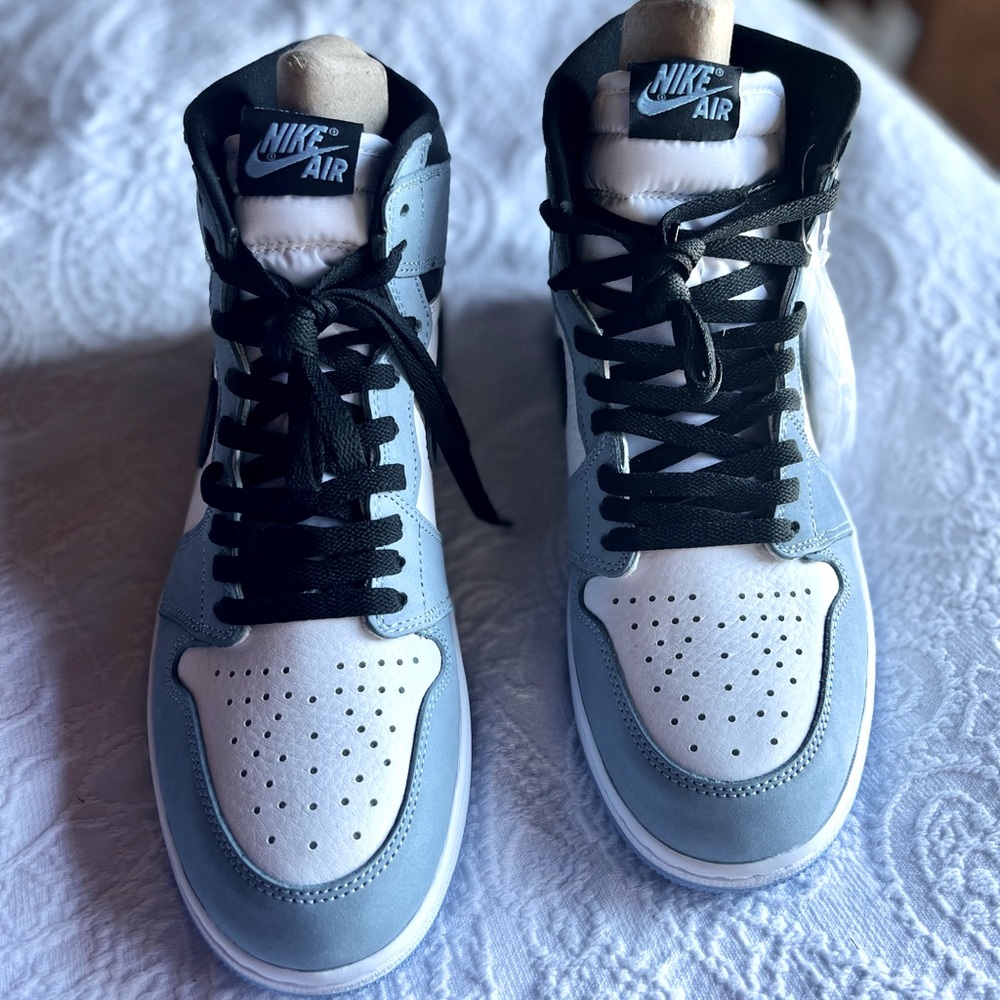 BRAND NEW-Air Jordan 1 Retro High Tops! Blue/white/black in color. Blk/Wht laces